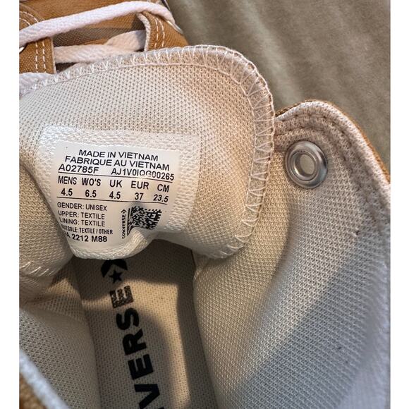 Unisex Converse Hi Top Chuck Taylor All Star Trainers "Burnt Honey" Gold - Picture 8 of 8